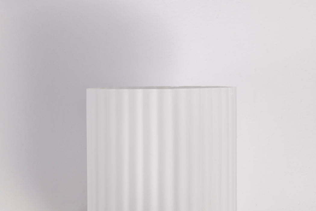 SATCO/NUVO Solara 1 Light Wall Sconce Matte Black Finish Frosted Ribbed Glass (60-8641)