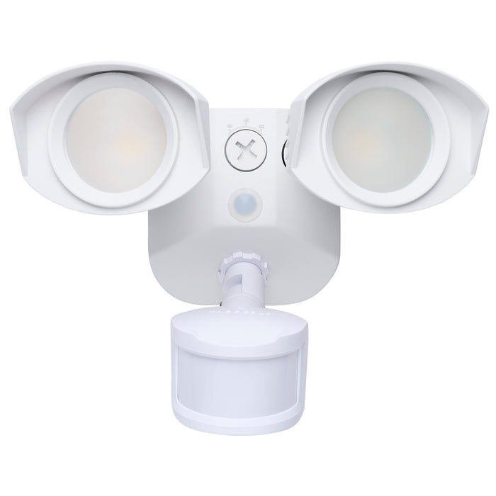 SATCO/NUVO 20W LED Square Dual Head Security Flood Light CCT Selectable 3000K/4000K/5000K 80 CRI 120-277V White Finish Motion Sensor (65-1401)