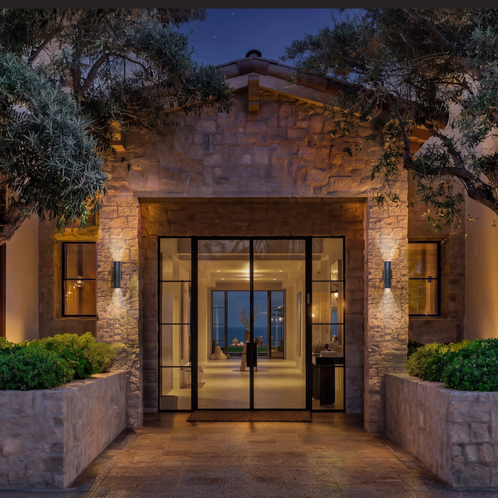 SATCO/NUVO 20W 1-Light Large LED Wall Sconce CCT Selectable 3000K/4000K/5000K 90 CRI Non-Dimmable 120-277V Up Or Down Installation Black (65-1757)