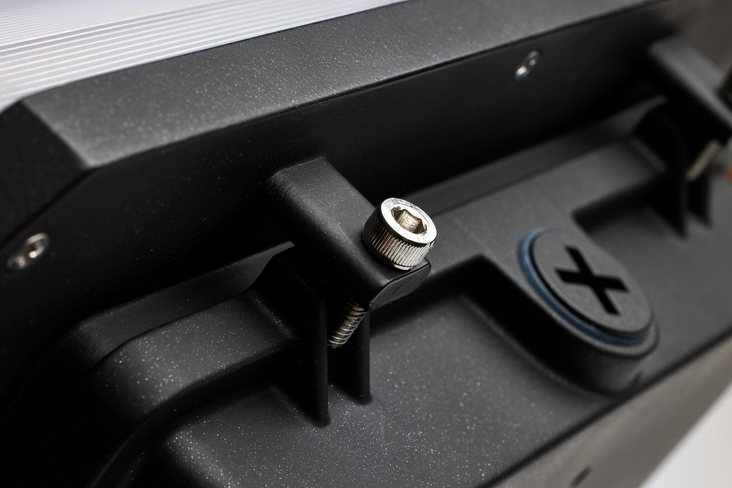 SATCO/NUVO LED Wide Beam Angle Canopy Square Wattage/CCT Selectable 20W/30W/45W 3000K/4000K/5000K 120-277V 80 CRI 0-10V Dimming Black (65-636)