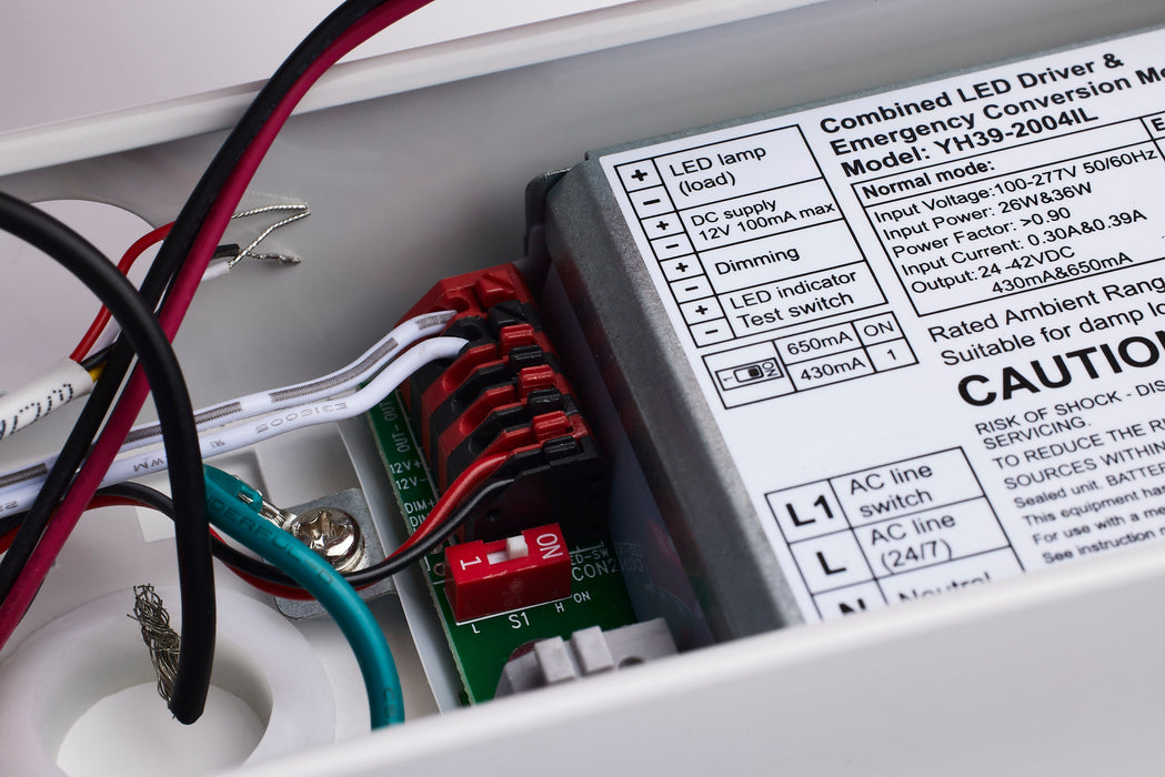 SATCO/NUVO LED 4 Foot Linear Strip Light 30W/40W/50W White Finish CCT Selectable 100-277V Integrated EM And Sensor (65-699)