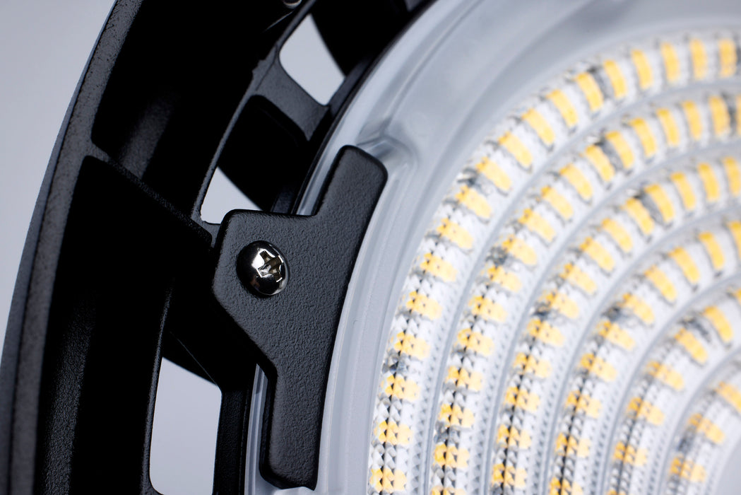 SATCO/NUVO 240W UFO LED High Bay 4000K 33840Lm 277-480V Black Finish (65-807R2)