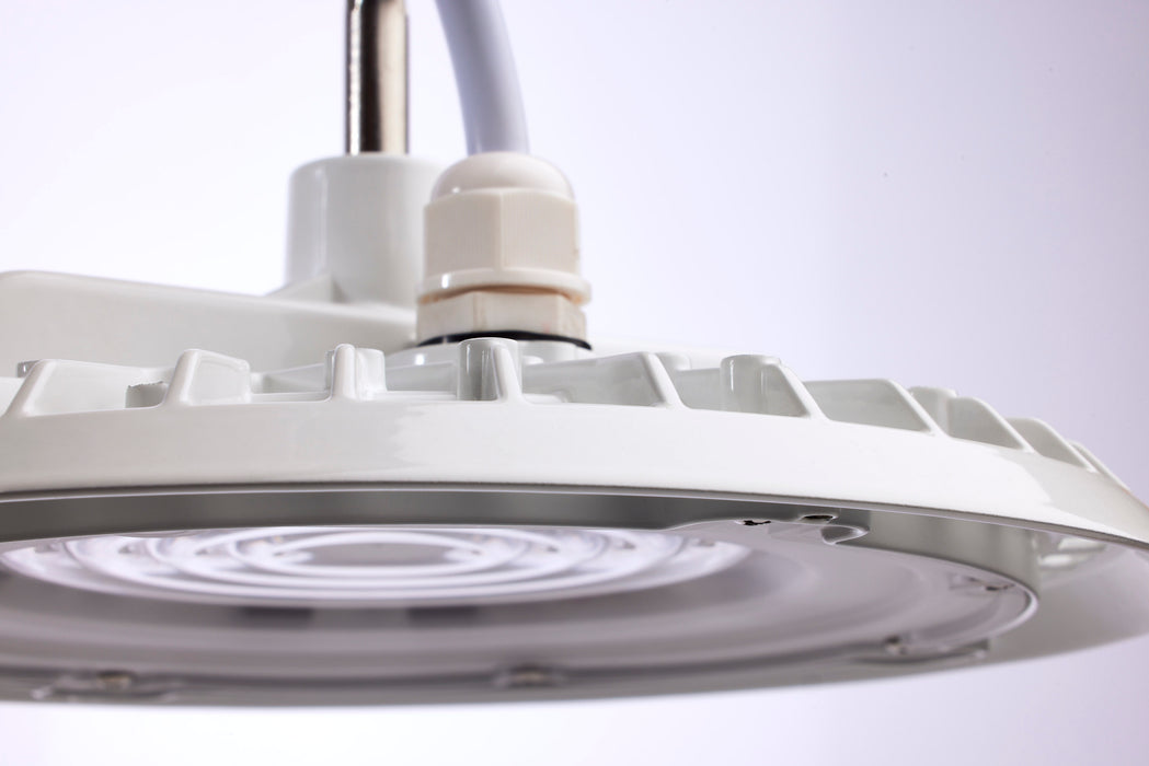 SATCO/NUVO 80W Hi-Pro Shop Light With Plug 8 Inch 3000K White Finish 120V (65-973)
