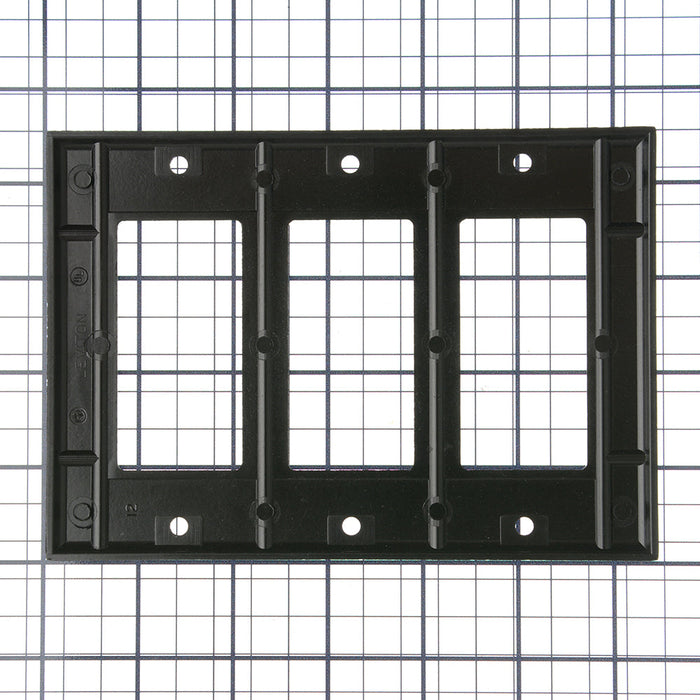 Leviton 3-Gang Decora/GFCI Device Decora Wall Plate/Faceplate Standard Size Thermoset Device Mount Black (80411-E)