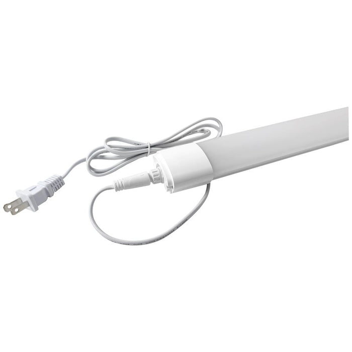 Sunlite LFX/SHOP/32W/IP65/50K LED Shoplite 32W 5000K 4480Lm 100-277V 80 CRI Water Resistant 5 Foot Cord White (85314-SU)