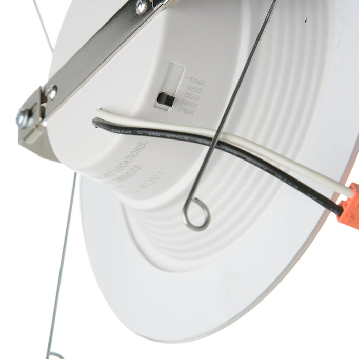 Sunlite LFX/RDL/SCT/BF/5/6R/14W 15W LED Baffle Retrofit CCT Selectable 2700K/3000K/3500K/4000K/5000K 1100Lm White (87791-SU)