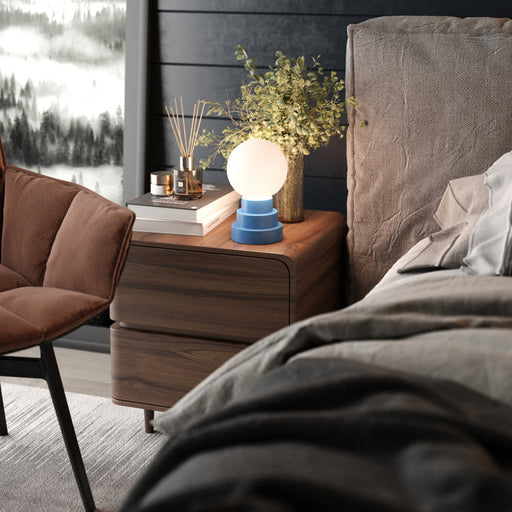 Bulbrite GLOBE/TL/AV Cordless Indoor Modern Table Lamp Globe 3.7V 2700K 90 CRI 300Lm Avalon (K70204)