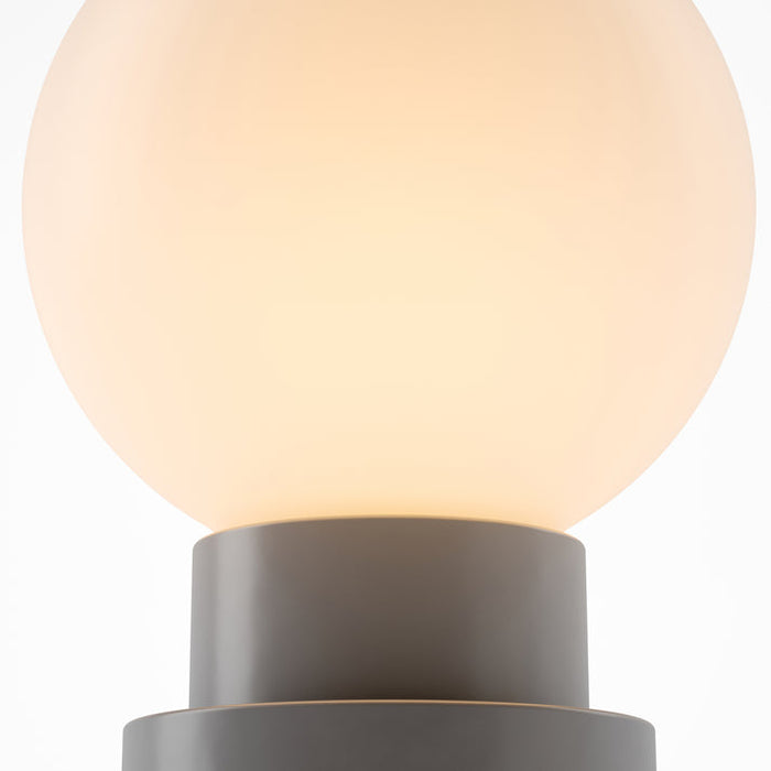 Bulbrite GLOBE/TL/IR Cordless Indoor Modern Table Lamp Globe 3.7V 2700K 90 CRI 300Lm Iron (K70202)