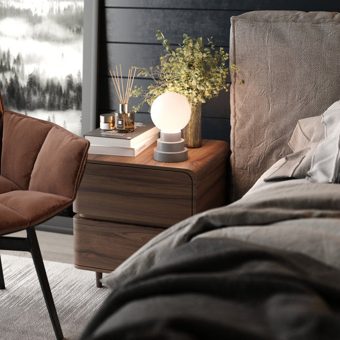 Bulbrite GLOBE/TL/IR Cordless Indoor Modern Table Lamp Globe 3.7V 2700K 90 CRI 300Lm Iron (K70202)