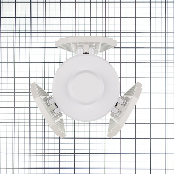 RAB Garage Light Vertical 65W E26 Base 8000Lm 120-277V 5000K 80 CRI (HID-65-V-E26-850-BYP-GL)