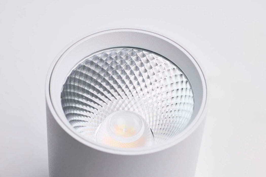 SATCO/NUVO 8W Round LED Track Head CCT Selectable 2700K/3000K/3500K/4000K/5000K Dim To Warm J Style 36 Degree Beam Angle 120V White (JH5061)