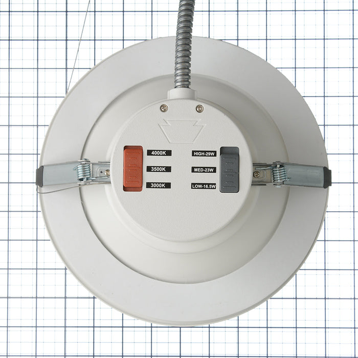Keystone 8 Inch Circular LED Commercial Downlight Featuring Wattage/CCT Selectable 29W/23W/16.5W 3000K/3500K/4000K 120-277V Input 90 CRI 0-10V Dimming (KT-RDLED29PS-8A-9CSE-VDIM)