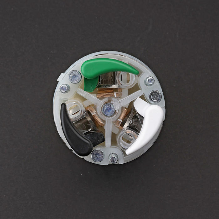 Leviton Black And White Lever Edge 20A 125V Straight Blade Plug 2-Pole 3-Wire NEMA 5-20P Grounding Industrial Grade (5366E)