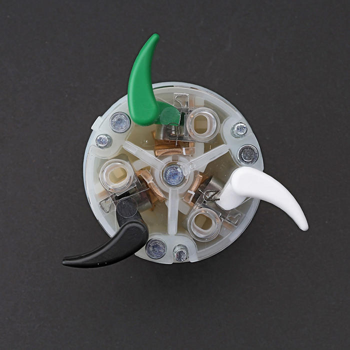 Leviton Black And White Lever Edge 15A 125V Straight Blade Plug 2-Pole 3-Wire NEMA 5-15P Grounding Industrial Grade (5266E)