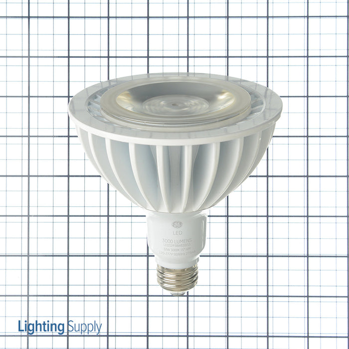 GE LED32P38W830/15 PAR38 LED 3000Lm 80 CRI Screw-In Medium Screw Non-Dimmable (20109)