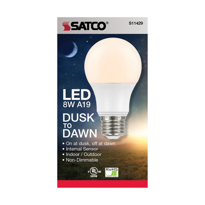 SATCO/NUVO 8W A19 LED Dusk To Dawn 2700K 90Cri Medium Base 200 Degree Beam Angle 120V (S11429)