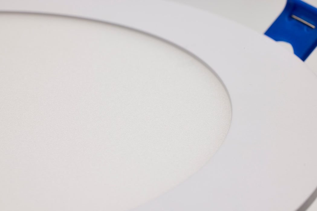 SATCO/NUVO Starfish 11W LED Direct Wire Downlight 6-Inch Remote Driver RGBTW Round White Finish (S11637)