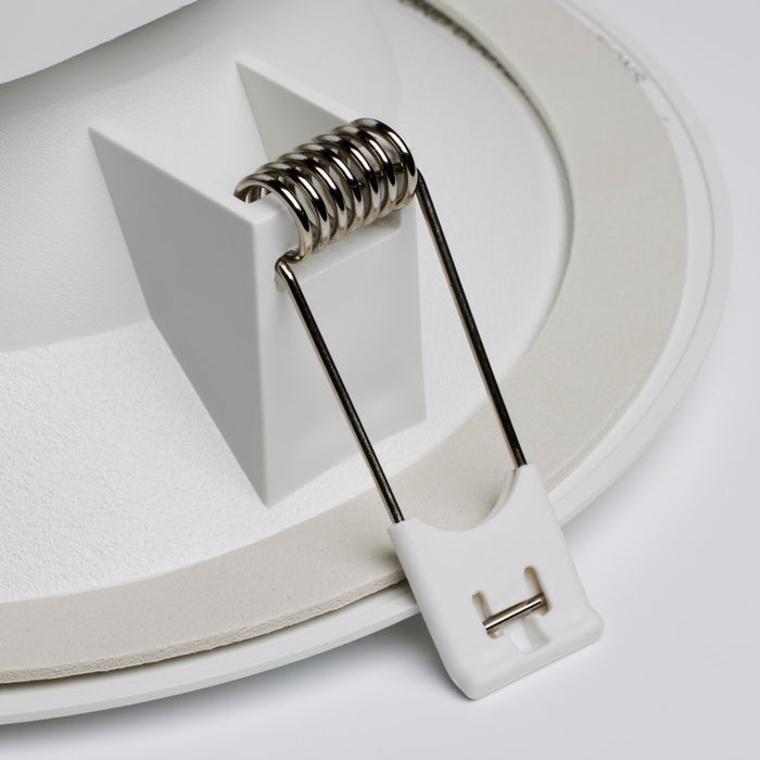 SATCO/NUVO 9W LED Direct Wire Downlight 5-6 Inch 2700K 120V Dimmable (S39026)