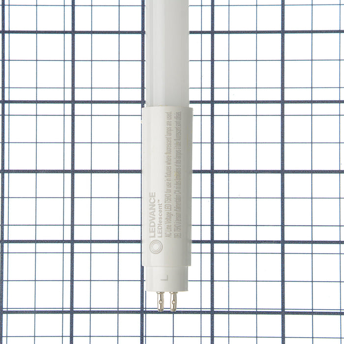 venture MS 175W/BU/MED/PS/740 175W ED17 Pulse Start Metal Halide Lamp Medium E26 Base (16497)