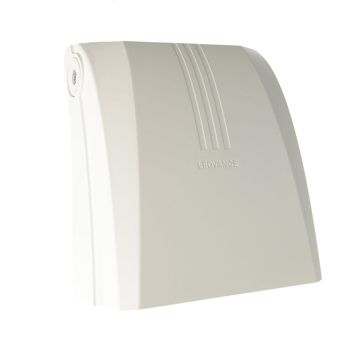 Sylvania SLMWPKC3A/S030UNHD8SC2/WHP Slim LED Wall Pack 3A Wattage/CCT Selectable 10W/20W/30W 3000K/4000K/5000K 120-347V 0-10V Dimming 80 CRI White Photocell (63840)