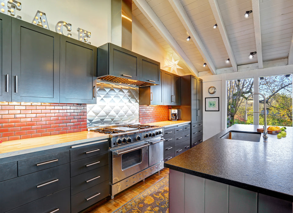 SATCO/NUVO LED Lantern Style Track Head 12W 24 Degree Beam Angle 3000K Dimmable White (TH651)