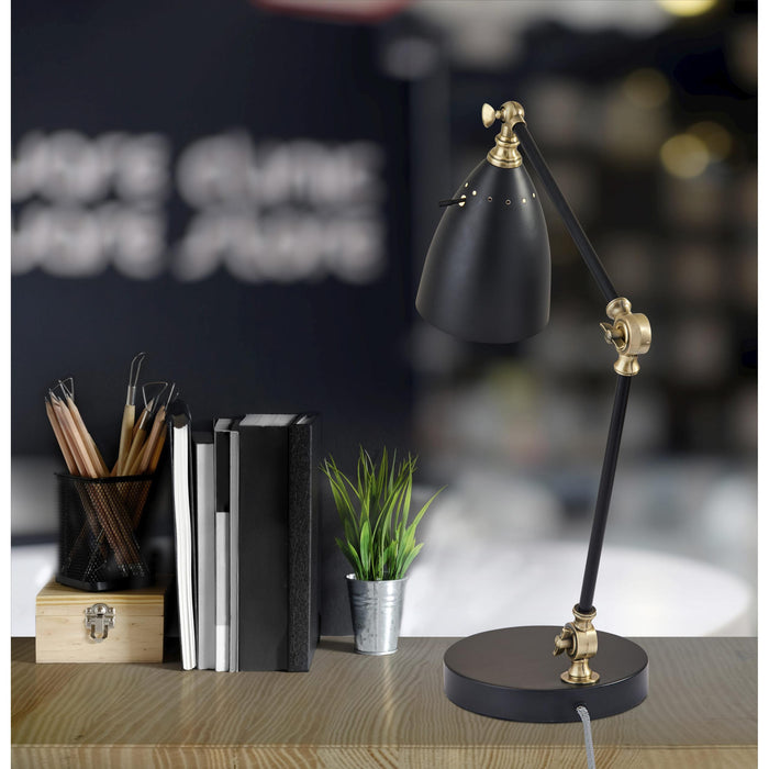 Adesso Simplee Adesso Boston Desk Lamp Black With Antique Brass Accents Painted Black Metal (3904-01)