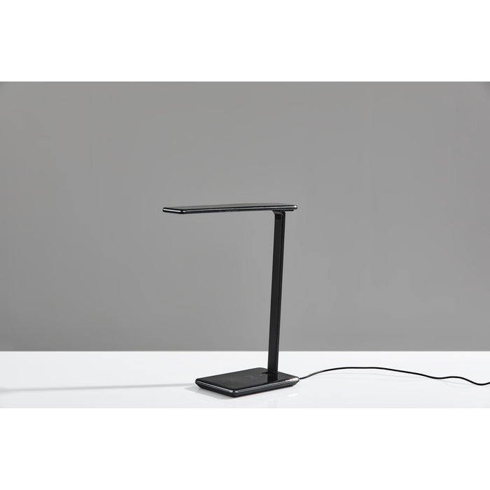 Adesso Simplee Adesso Declan LED Adesso Charge Wireless Charging Multi-Function Desk Lamp Glossy Black Plastic (SL4904-01)