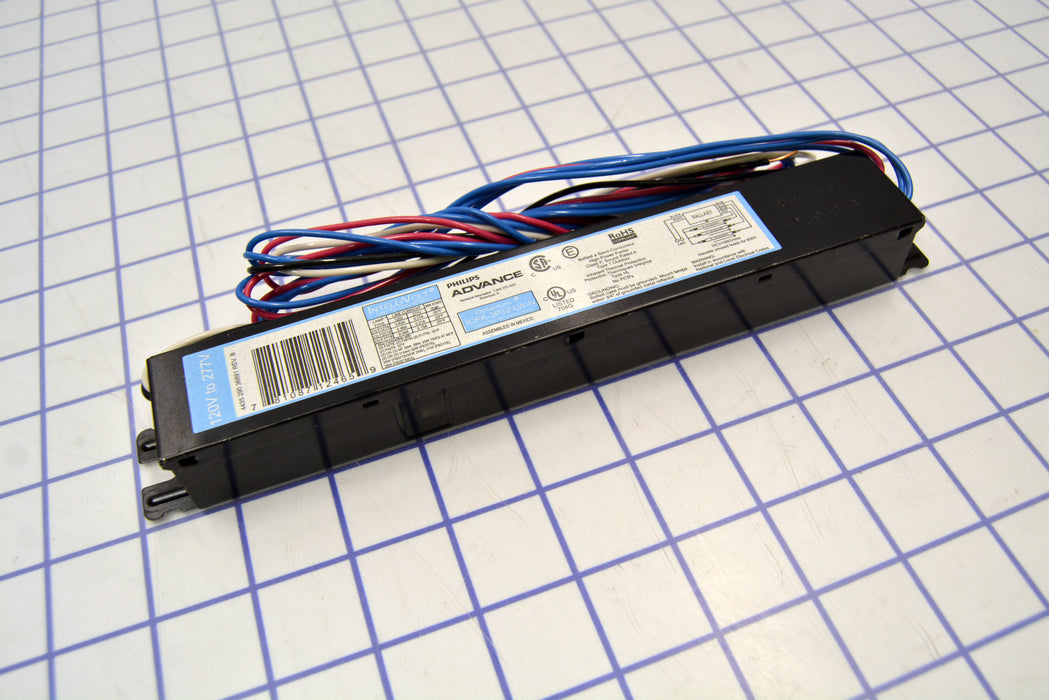 Advance IOPA3P32LWN35I Electronic Ballast-3 F32T8 120-277V (913701245501)