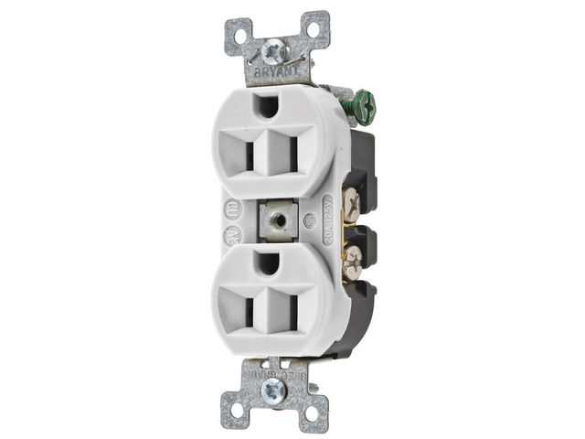 Bryant Heavy-Duty 15A/125V Duplex White (5262BW)