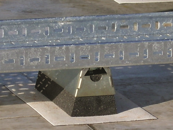 Caddy Pyramid 50 Foam-Based Support Electrogalvanized 6 Inch (RPS50H6EG)