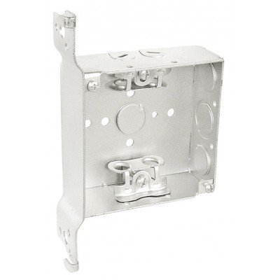 Southwire Garvin 4 Square Junction Box 1-1/2 Inch Deep With Box Clamps And Vertical Wood Spike Bracket (52151-WBBox)