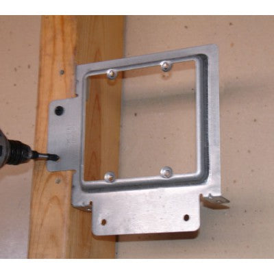 Southwire Garvin Light Gauge Steel Two Device Opening Mounting Bracket For 1/2 Inch Or 5/8 Inch Dry Wall (SLR-2-EV)