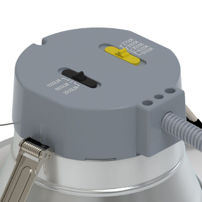 Halco CDLEM-6-LS-CS-HZWH-DDV 6 Inch Downlight Selectable 1000Lm/1800Lm/2500Lm 2700K/3000K/3500K/4000K/5000K 120-277V Triac/ELV/0-10V Emergency Backup Haze Reflector/White Flange (89223)