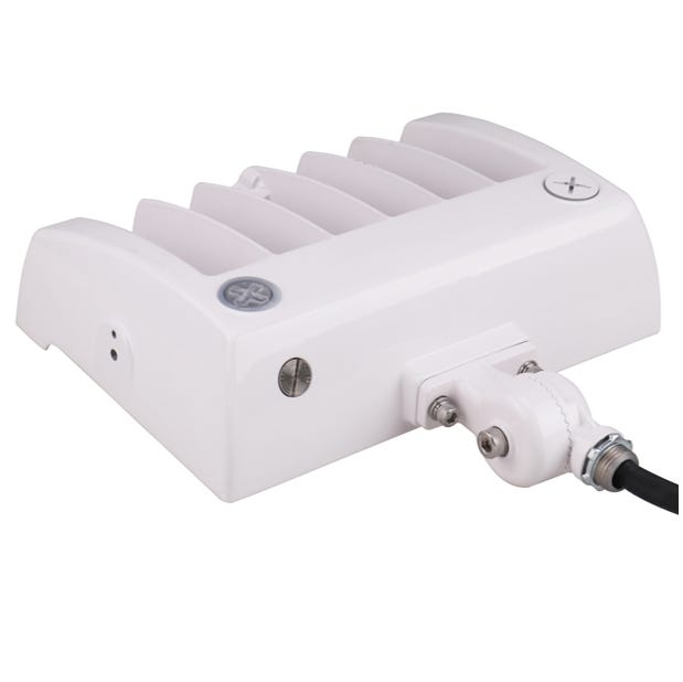 Halco SFLD2-HLS-CS-U-WH-PC Sektor LED Floodlight White With Lens Shift Technology Selectable 6500Lm-11840Lm 50W/60W/80W 3000K/4000K/5000K 120-277VAC 0-10V Dimming (22907)