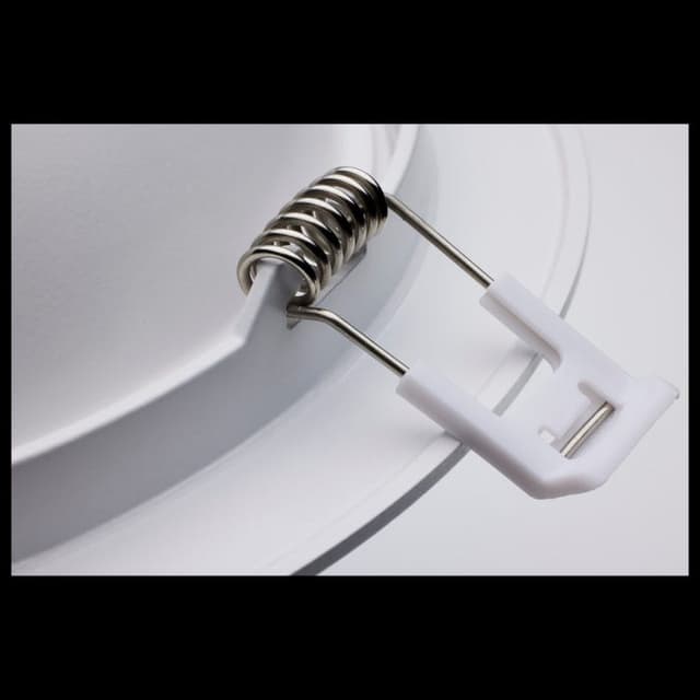 SATCO/NUVO 6 Inch LED Smart Directional Low-Profile Downlight 15W 1250Lm 120-277V 90 CRI 36 Degree Beam Angle White Trim (S11295R1)