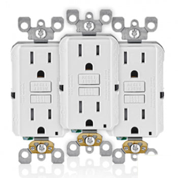 Leviton 15 Amp 125V Receptacle/Outlet 20 Amp Feed-Through Tamper-Resistant Self-Test SmartlockPro GFCI Monochromatic Back/Side Wired White (GFTR1-3W)