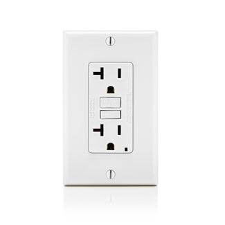 Leviton 20 Amp 125V Receptacle/Outlet 20 Amp Feed-Through Self-Test SmartlockPro Slim GFCI Monochromatic Back And Side Wired White (GFNT2-FW)