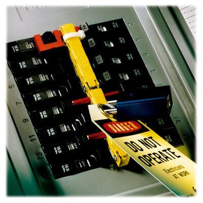 3M - 44544 Panelsafe Lockout System Ps-0708 3/4-In Spacing 8 Slots Safeguards Your Electrical Machines And Lighting And Equipment (7010319367)