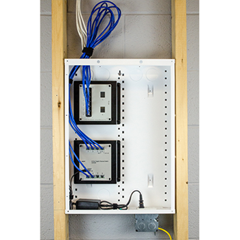 Pass And Seymour 20 Enclosure With Hinged Cover And Lock (EN2050)