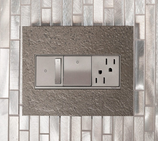 Pass And Seymour Adorne Hubbardton Forge Natural Iron 1-Gang 3M Wall Plate (AWM1G3HFFE1)