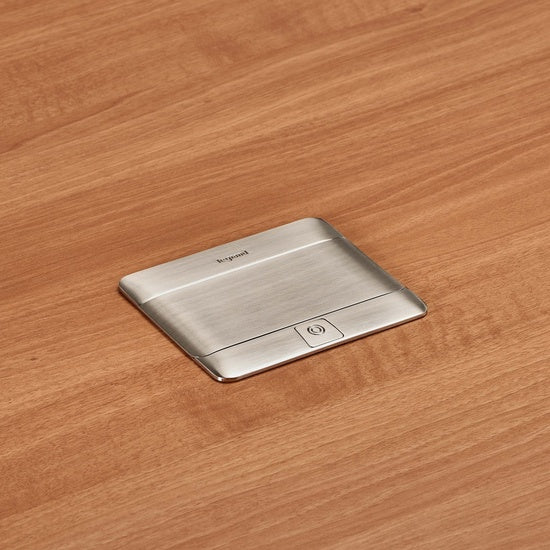 Pass And Seymour deQuorum Flip-Up Field Wired With 15A USB Stainless Steel (DQFF15UST)