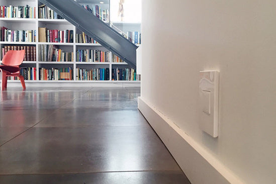 Pass And Seymour Popout 20A Duplex Outlet Kit 1-Gang White (ARPTR201GW2)