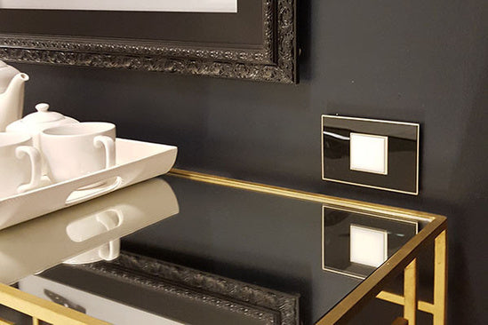 Pass And Seymour Popout 20A Duplex Outlet Kit 1-Gang White (ARPTR201GW2)