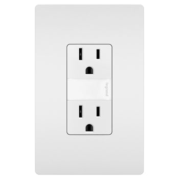 Pass And Seymour Radiant Nightlight /2 15A Tamper-Resistant Outlet And Louver White (NTL885TRWCC6)