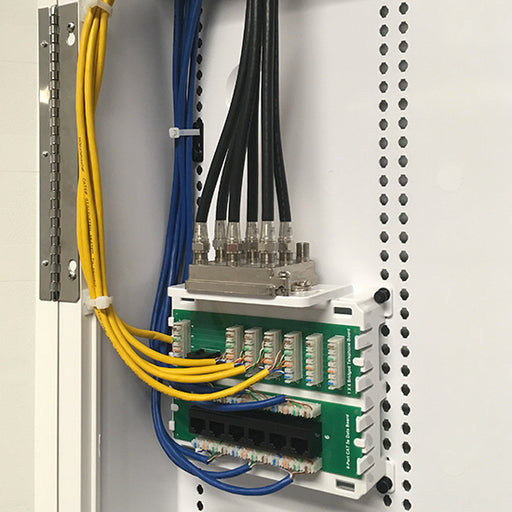 Pass And Seymour Trio Combination Module 6X8 With CAT5e Data (CO1156)