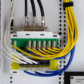 Pass And Seymour Trio Combination Module With CAT6 Data 6X8 (CO1166)