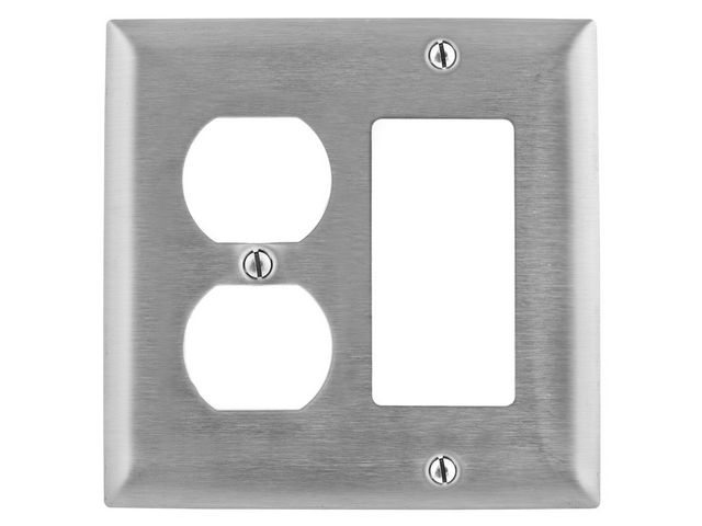 Pass And Seymour Smooth 302SS 2-Gang 1 Duplex 1 Decorator (SS826)