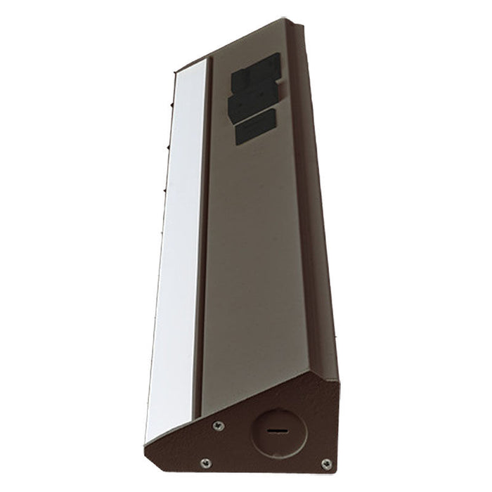 Westgate Manufacturing 13 Inch Angled 1-Receptacle Power Strip And Undercabinet Light 20A 420Lm 90 CRI CCT Selectable 2700K/3000K/3500K/4000K/5000K Bronze (PSAL-13-1R-MCT5-BR)