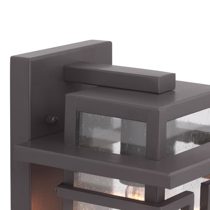 Progress Lighting Boxwood Collection One-Light Small Wall Lantern (P560110-020)