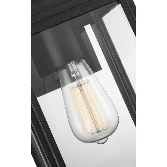 Progress Lighting Grandbury Collection One-Light Medium Wall Lantern With Durashield (P560175-031)